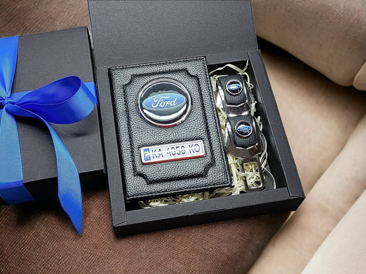 Комплект з логотипом FORD