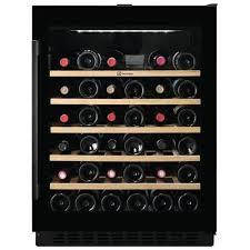 Винна шафа Electrolux EWUS052B5B