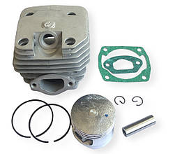 Поршнева бензопила CRAFT-TEC CT5000 у зборі