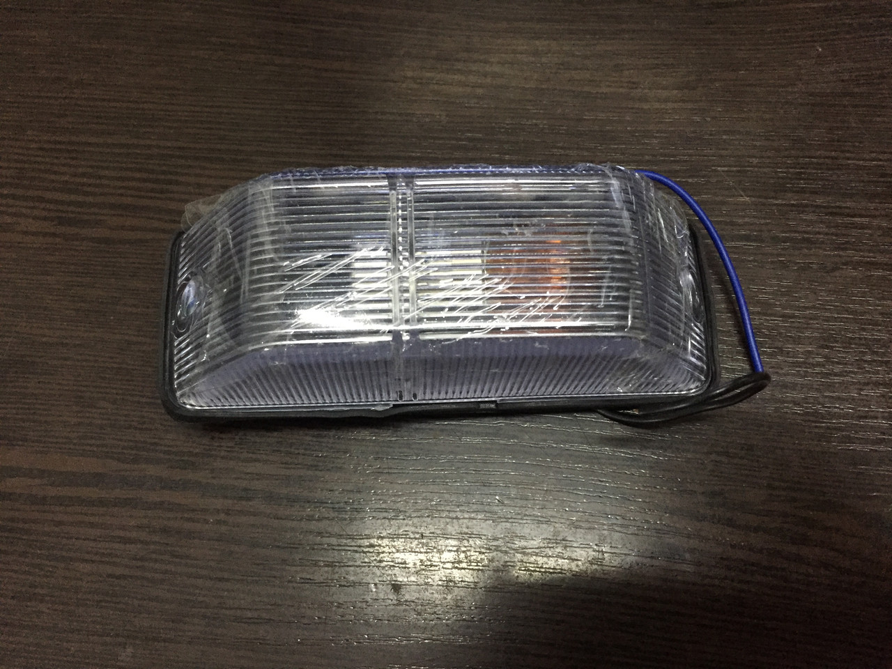 Повторювач повороту на крило правий AUTOTECHTEILE 100 8242 MERCEDES SPRINTER 412