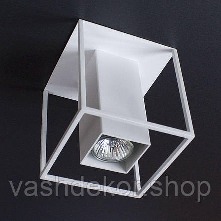 Точковий білий металевий накладний світильник 13х13х16 см, фото 2