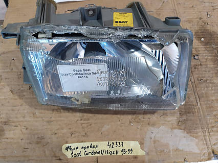 Фара правая Seat Cordoba I/Ibiza II 1993-1999 000042337