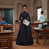 Барбі Надихаючі жінки Іда Белл Уеллс Барнетт Barbie Signature Inspiring Women Ida B. Wells Doll HCB80, фото 6