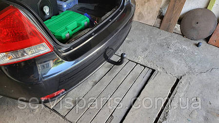 Фаркоп Kia Cerato 2004-2008 (Кіа Церато) гак знімний на болтах, фото 1