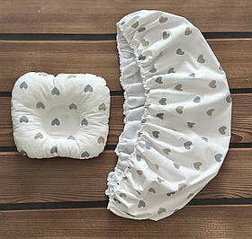 Комплект в дитячу коляску непромокаючий наматрацник розмір 40×80 см та ортопедична подушка BST Білий із серцем