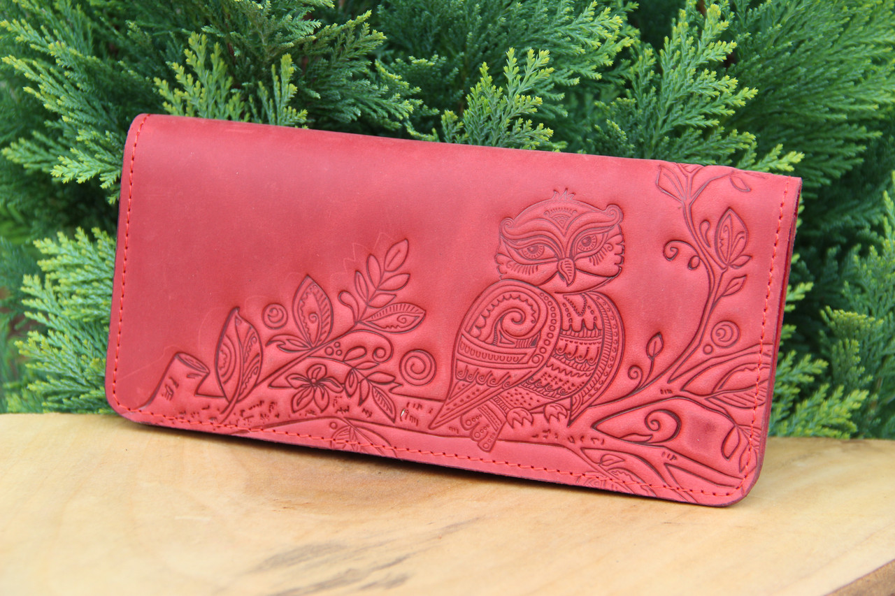 Шкіряний гаманець з тисненим орнаментом "Сова", ручна робота, червоного кольору, 20х10 см, фото 1
