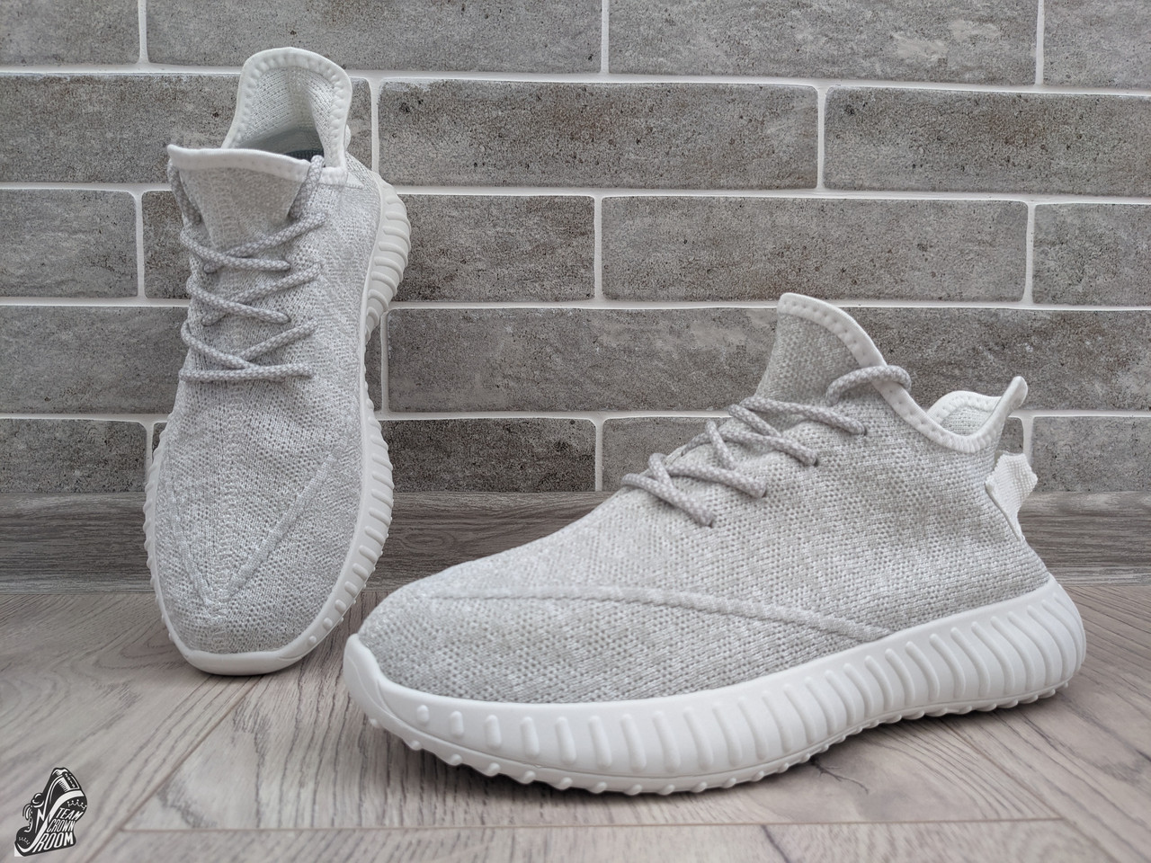 Женские кроссовки на лето сетка STILLI \ Стили yeezy boost 350 39 - фото 1 - id-p1869005416