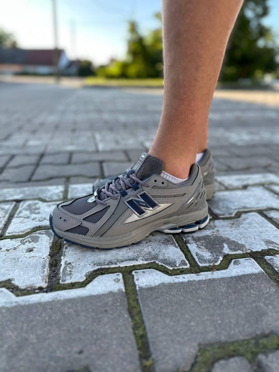 Чоловічі кросівки New Balance 1906R Grey Indigo (сірі із синім) гарні повсякденні кроси нубук art0438 топ