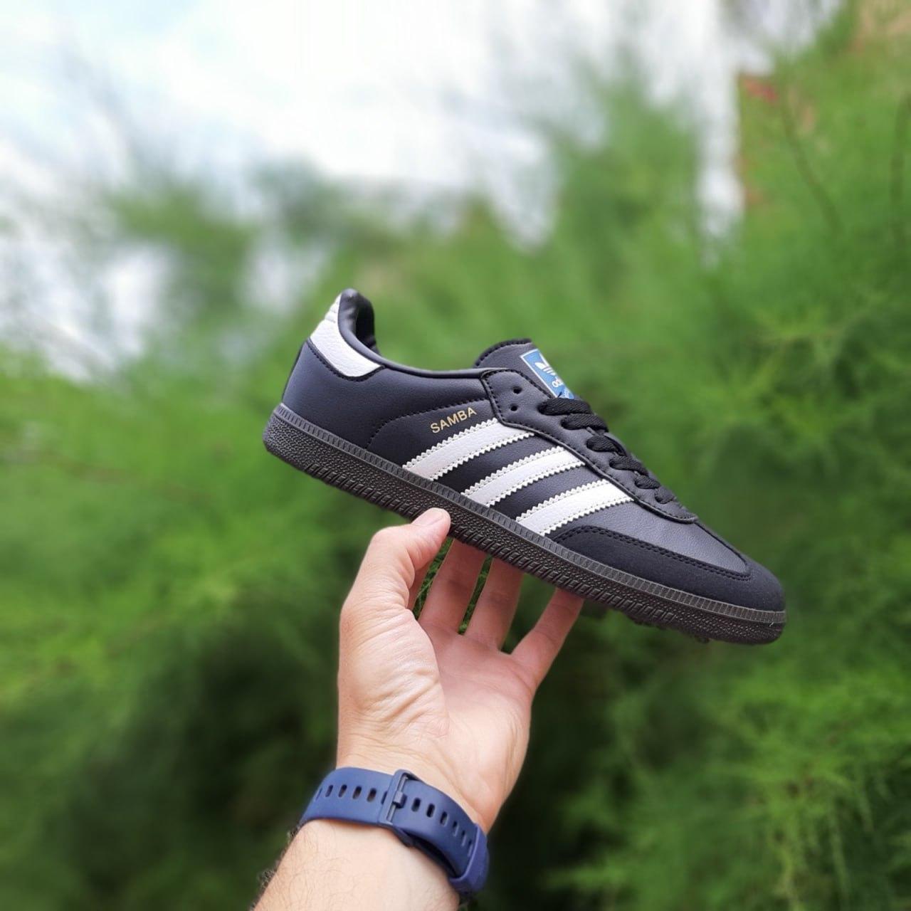 Чоловічі кросівки Adidas Samba (чорні з білим) демісезонні низькі стильні кеди О11018 топ