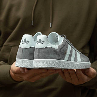 Adidas gazelle light grey suede sales