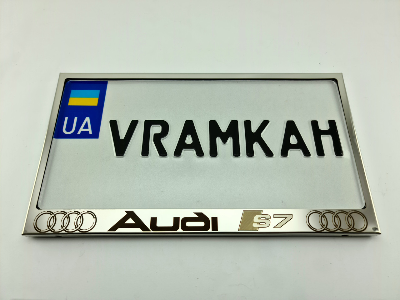 Номерна рамка для авто Audi S7, рамка під американський номер