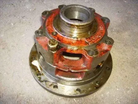 Корпус диференціала заднього моста МТЗ 85-2403015, фото 1