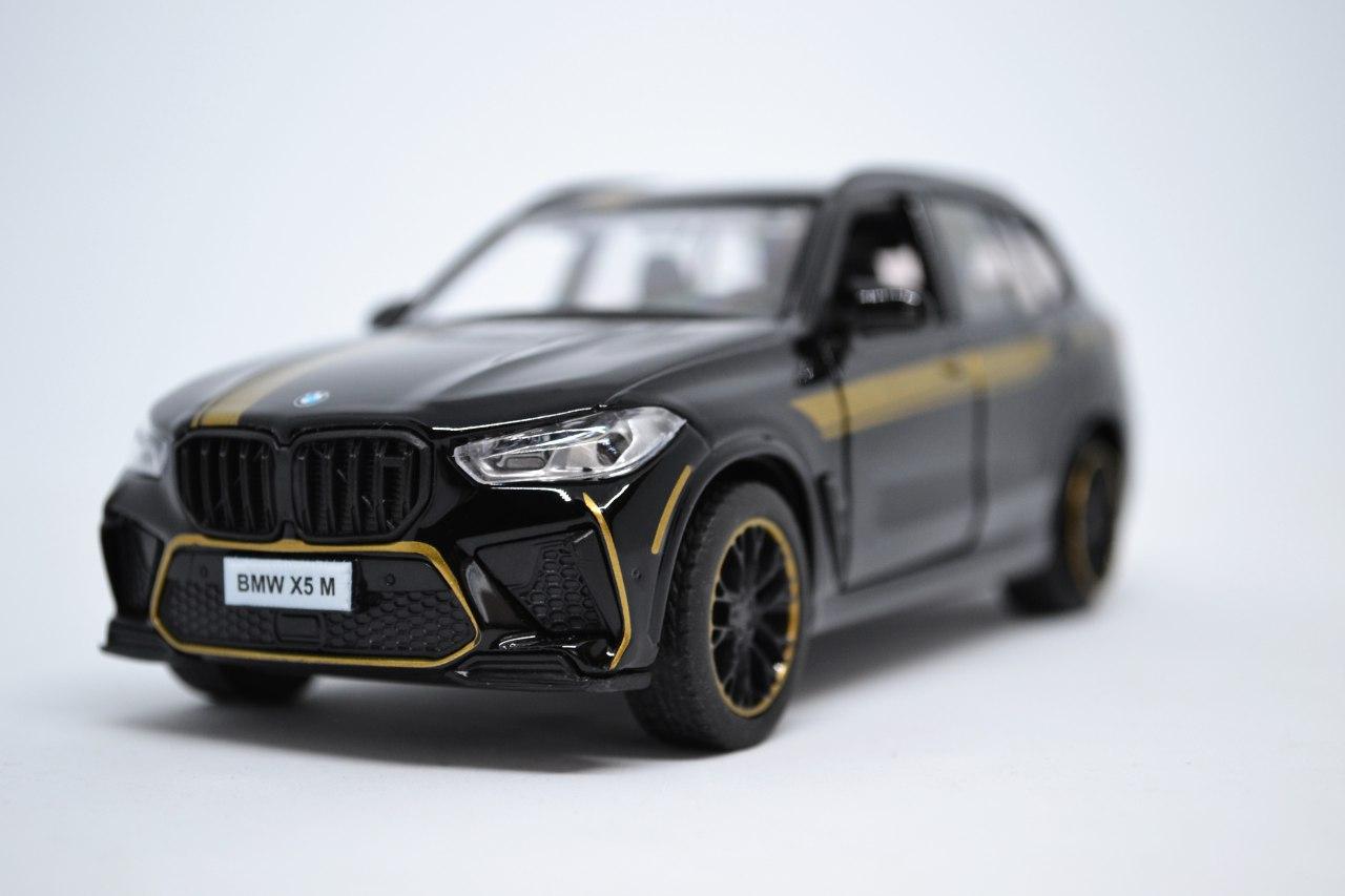 БМВ X5 M модель колекційна машинка металева BMW X5 M чорний