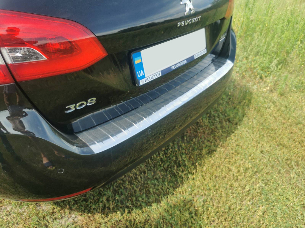 Накладка на задній бампер Carmos (SW, нерж) для Peugeot 308 2014-2021 рр
