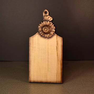 Дошка обробна дерев'яна з квіткою. Розмір 15 х 30 см. Код/Артикул 114