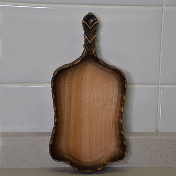 Дошка кухонна дерев'яна в українському стилі  Розмір 14 х 30 см Код/Артикул 124