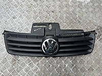 Решітка радіатора Volkswagen Polo 9N (6Q0853651C)