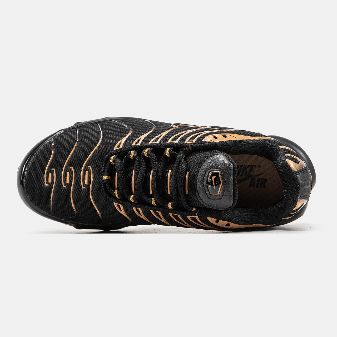 New air max hotsell black and gold