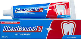 Паста зубна Blend-a-med 100 мл в асортименті