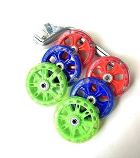 Коло опорне. Колесо для дитячого велосипеда. Бічні колеса велосипеда. Бокове колесо дитячого велосипеда.