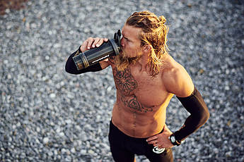 Шейкер спортивний SmartShake Revive 25oz/750ml Black