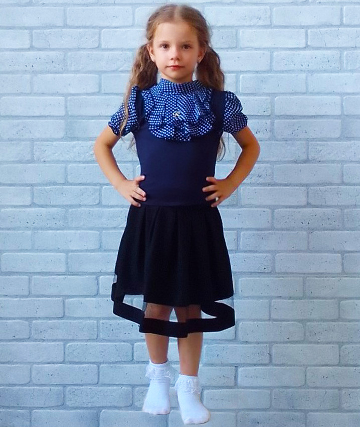 Сорочка на дівчинку з коротким рукавом для школи, дитяча блузка з жабо синя в горошок