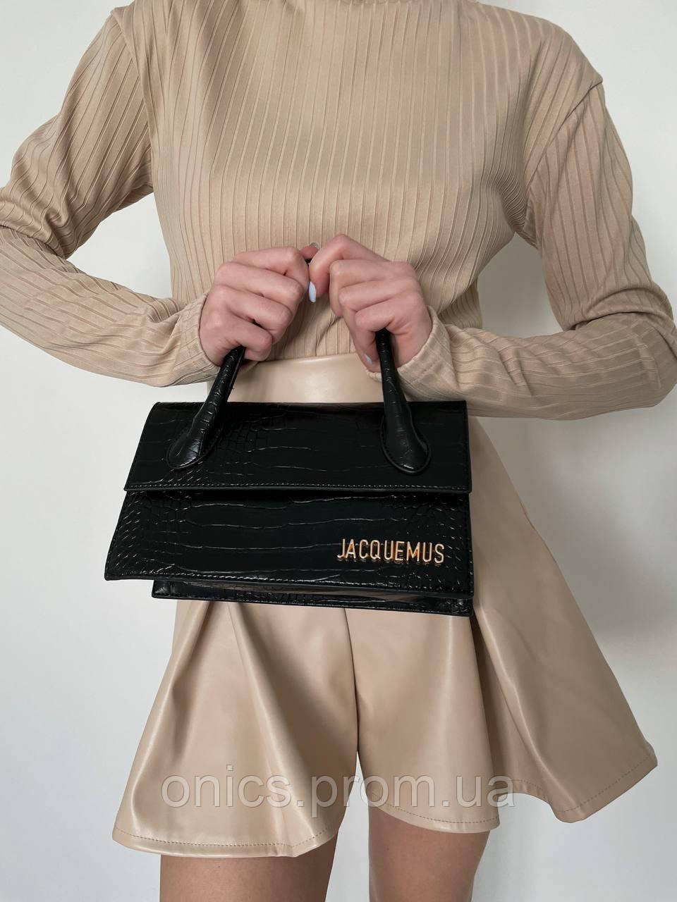 Женская сумка из эко-кожи Jacquemus Jac. Le Chiquito long молодежная, брендовая сумка хорошее качество - фото 7 - id-p1930975988