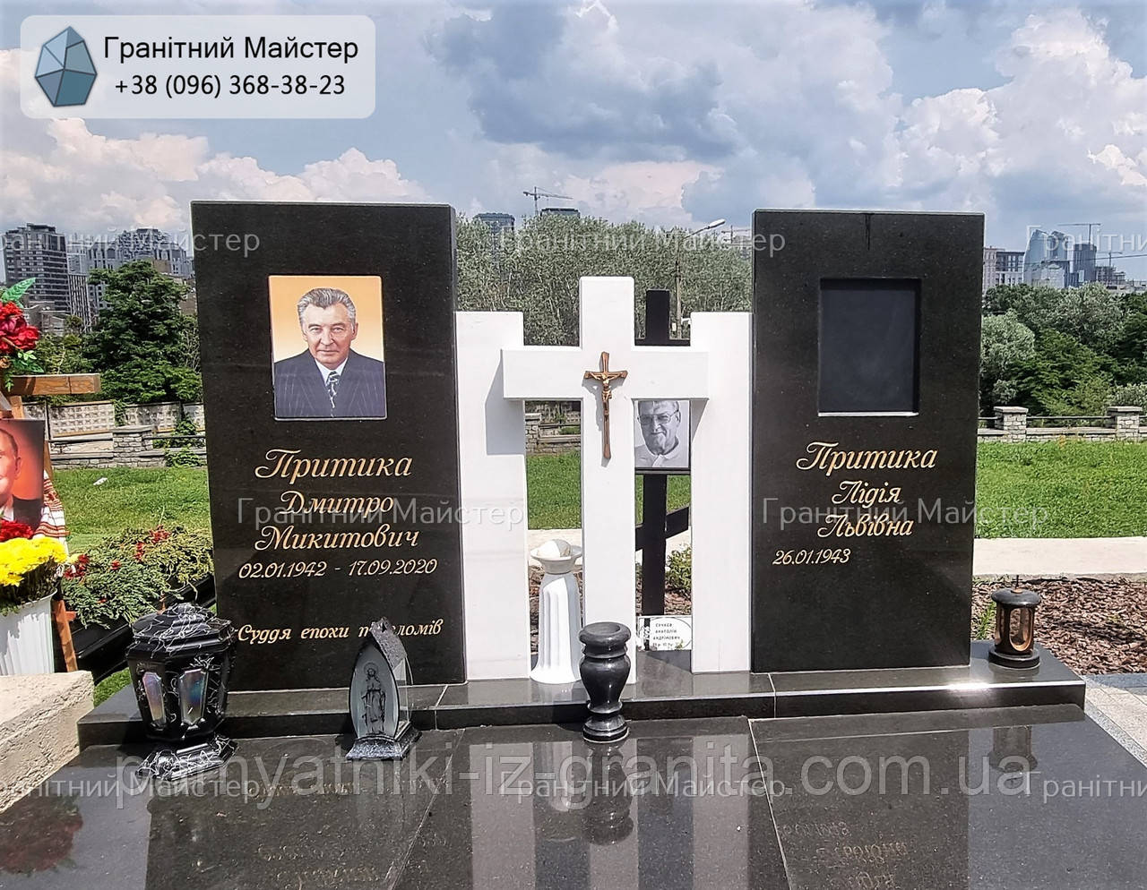 Пам'ятник з чорного граніту № 836