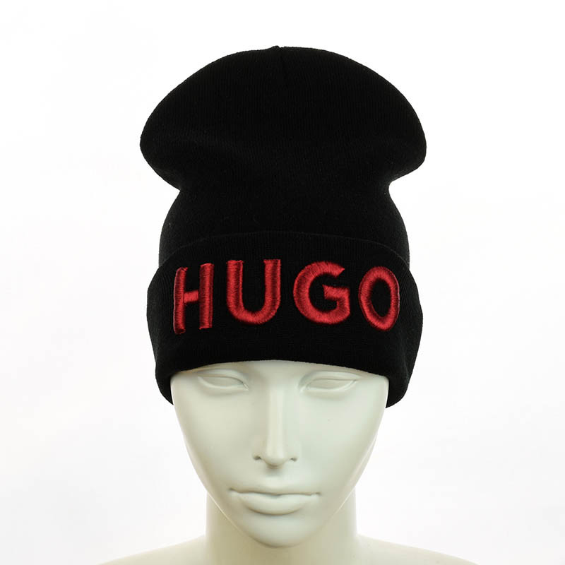 Молодіжна шапка  "HUGO"