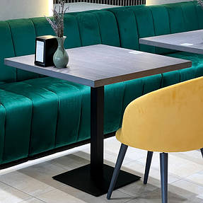 У заклад зроблено: Столи "Серія5" та "Серія 1", Дивани м'які №18 та №19, Стільці "Матіс" та крісла "DIN"