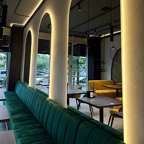 У заклад зроблено: Столи "Серія5" та "Серія 1", Дивани м'які №18 та №19, Стільці "Матіс" та крісла "DIN"