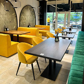 У заклад зроблено: Столи "Серія5" та "Серія 1", Дивани м'які №18 та №19, Стільці "Матіс" та крісла "DIN"