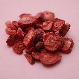 Сублімована полуниця слайси Vestra, 20 грам