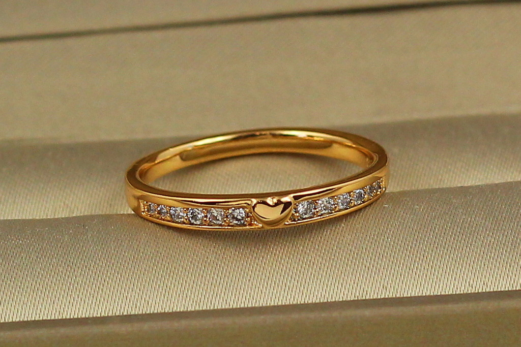 Кільце Xuping Jewelry доріжка із серцем р 16 золотисте
