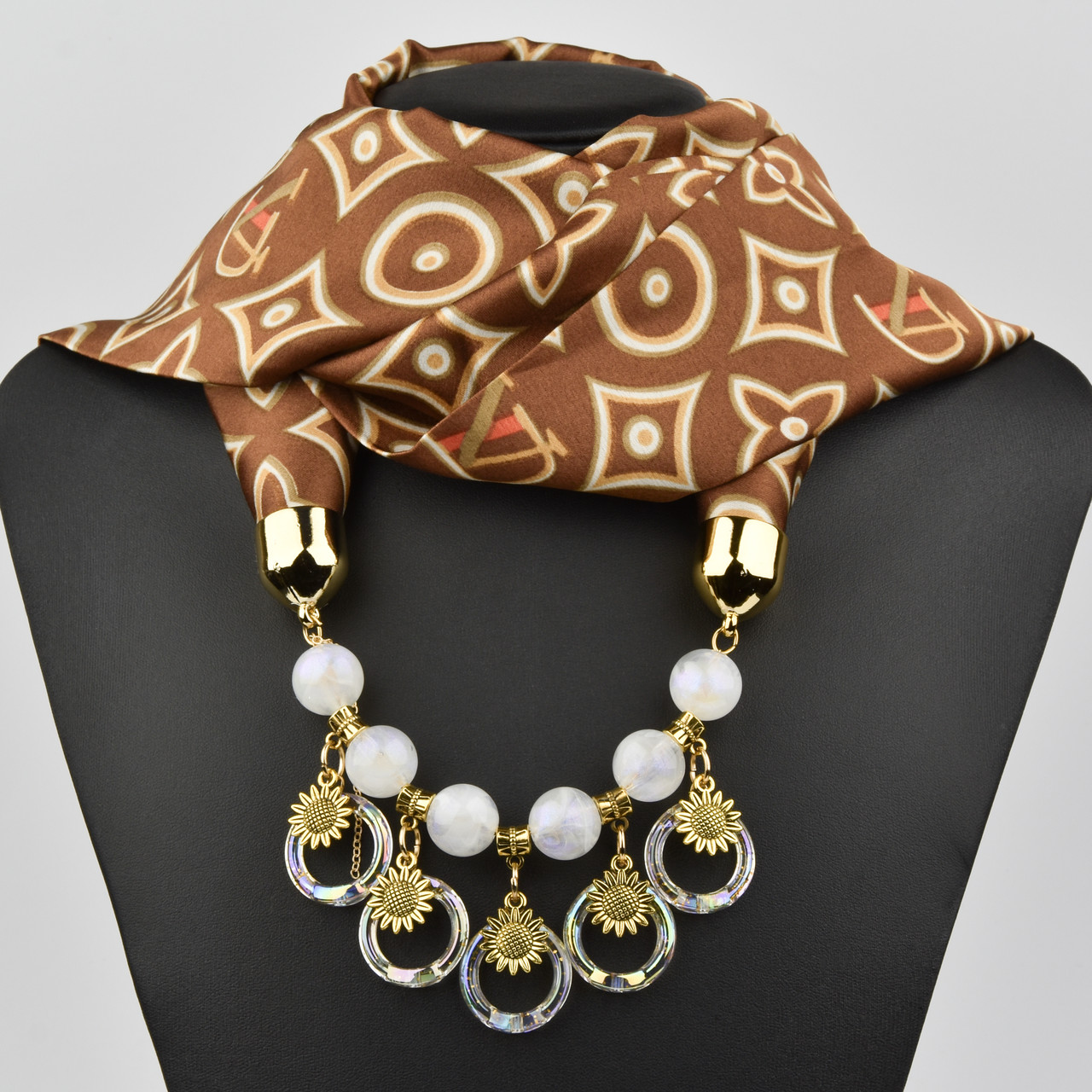 Шарф жіночий No9 коричневий із малюнками тканина поліестер із різними типами намистин і елементами розмір 147х14 см - фото 1 - id-p1931062176