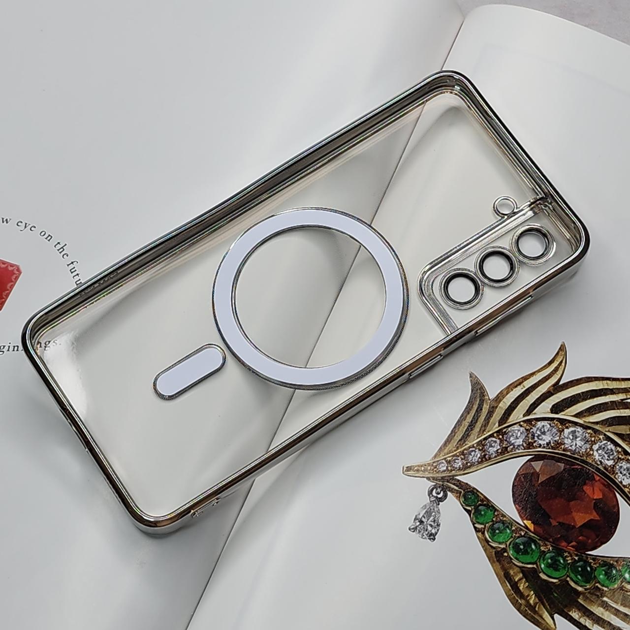 Чохол для Samsung S22. Сріблястий глянцевий колір, з захистом камери