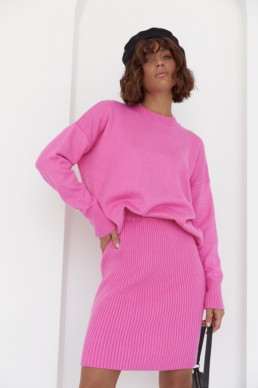 В'язаний костюм зі спідницею-олівцем і джемпером рожевий, фото 1