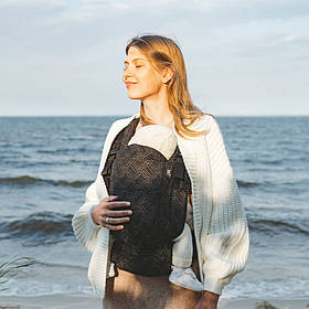 Ерго рюкзак ONE з народження і до 2-х років для малюків вагою до 15 кг Урбан Love&Carry Чорний