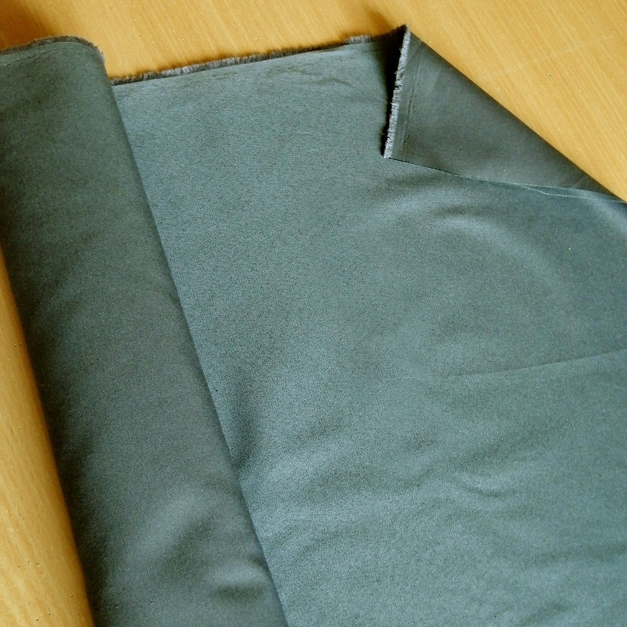 Плащова тканина Грета сіра  51% бавовна 49% ПЕ 1,4 м