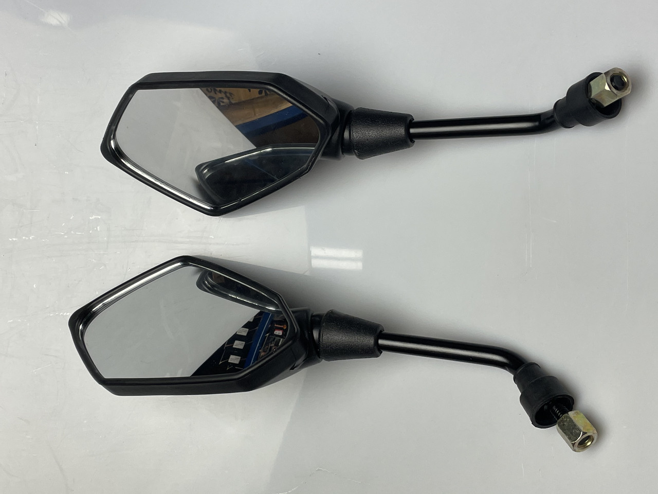 Зеркала Мото/скутер/мопед Резьба 8мм — в Категории "Детали Рамы и ...