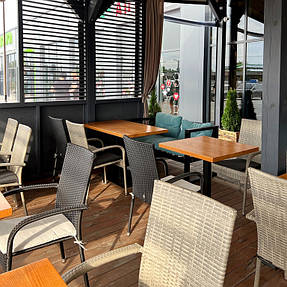 Столи "Серія 1, Серія 2 та Серія 25"