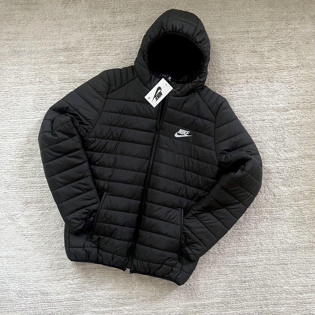 Демісезонна чоловіча куртка Nike WIN