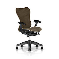 Эргономичное кресло офисное с ручной регулировкой Mirra 2 Butterfly Herman Miller Коричневый