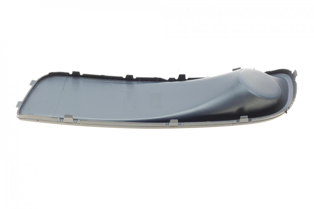 Вставка бампера без протитуманки VW T5 03-10 R  304048