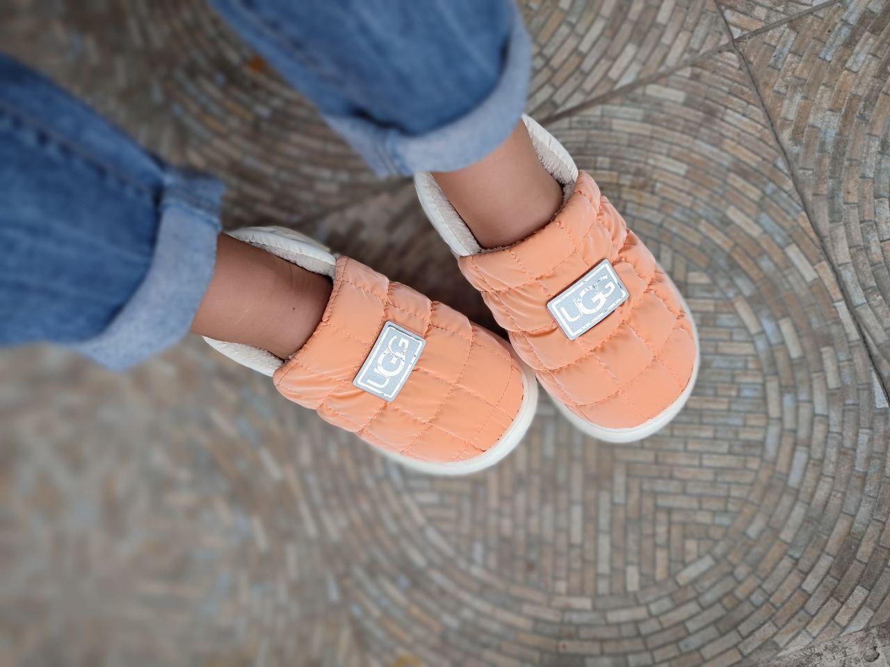 Дутики ОРАНЖОВІ UGG короткі стьобані уги мокасини сліпони теплі ORANGE батал зима