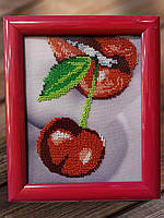 Картина вышита бисером "Вкус вишни"
