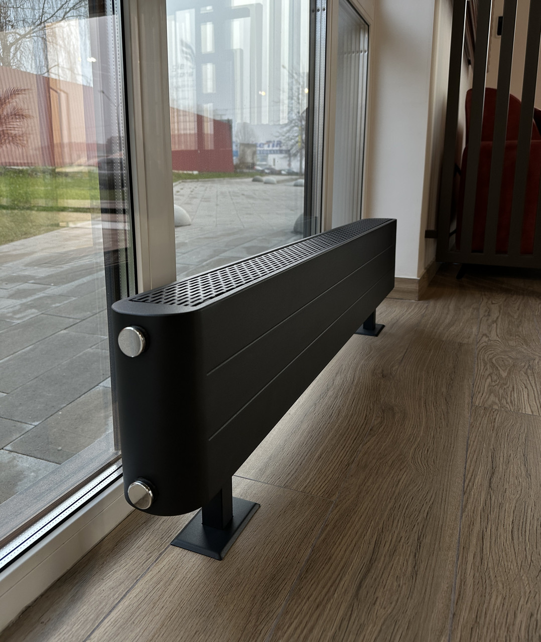 Радіатор на ніжках RC CONVECTOR 210x1200 typ 22, ral 9005 str.
