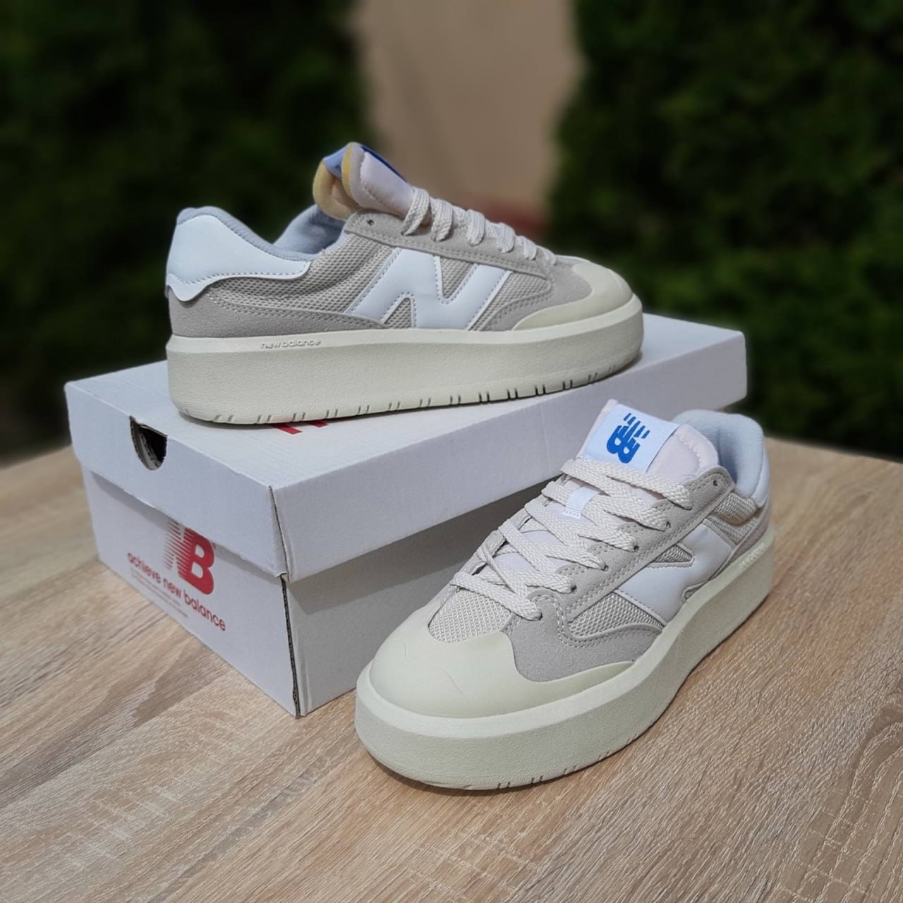 Жіночі кросівки весна літо бежеві New Balance CT302. Взуття жіноче бежеве Нью Баланс СТ302 на весну