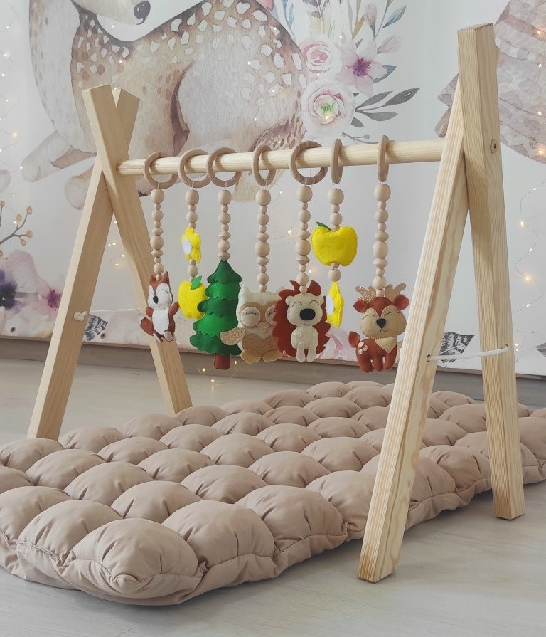 Мобіль дитячий, підлоговий, Бебі Джим + комплект підвісок Лісовичок + матрацик  БОН БОН Капучино