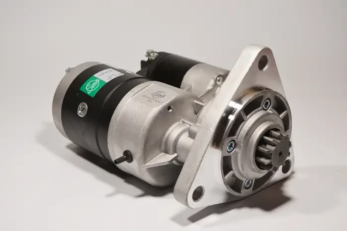 Стартер редукторний 12 V, 3.2КВт Словаччина Slovak, (МТЗ, ЮМЗ, Т-16,Т-25) 11010108